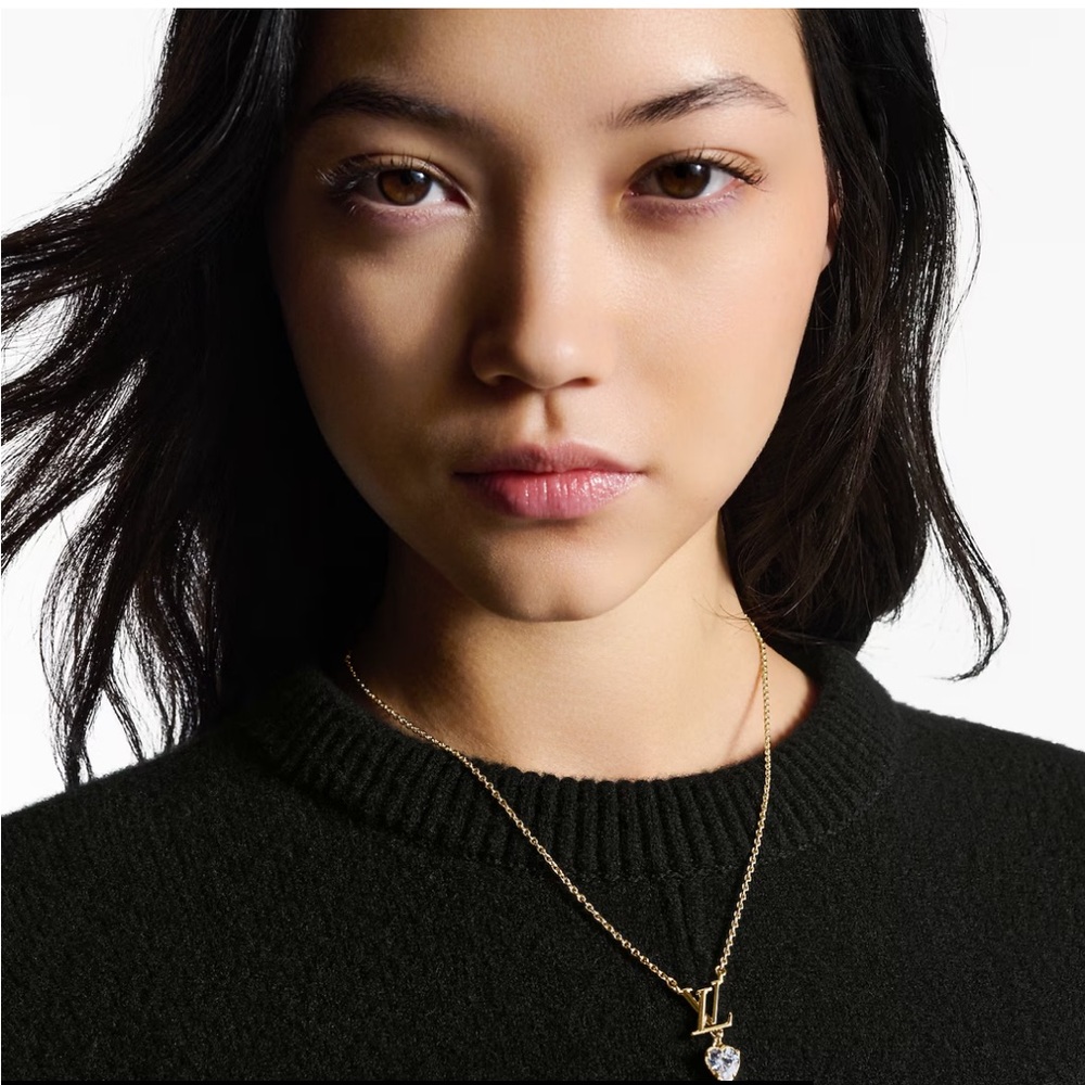 Louis Vuitton LV Iconic Heart Gold Stone Necklace - Picture 3 of 6